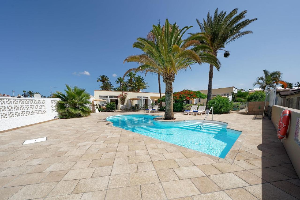 Bungalows Granada Beach 普拉亚戴尔雷安格莱斯 外观 照片